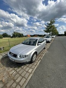 Audi A4 sedan 2.0 benzin