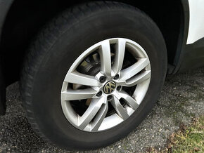 Sada ALU 16" VW + zimní NOKIAN WR D4 215/65/16