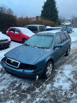 Škoda octavia 4x4 na náhradní díly