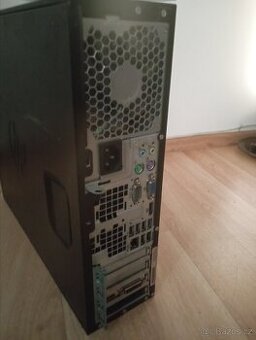 HP Compaq 8300 elite SFF PC