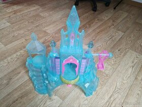 Křišťálový palác Hasbro MyLittlePony, výška 56 cm