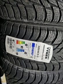 Nové zimní pneu Nokian 225/45 r17