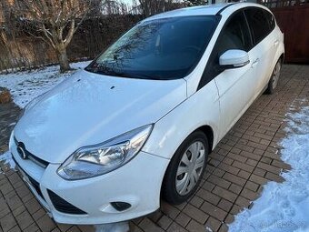 Ford Focus 1.0 i Ecoboost, HATCHBACK