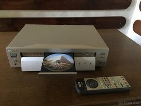 DVD přehrávač SONY  DVP-S7700