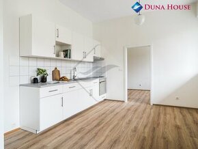 Prodej bytu 2+kk ,45 m², Kladno - kročehlavy.