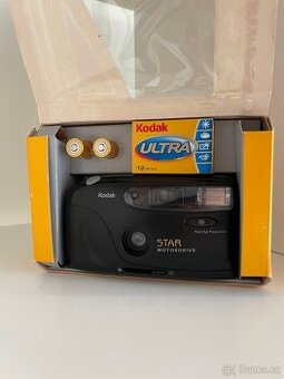 Kodak Star Motordrive + film a batérie