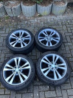 Origo. Alu Mercedes C 5x112 Zimní Michelin 18" Dvourozměrov