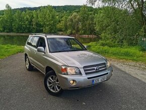 Toyota Highlander 3.3 Hybrid LPG AWD