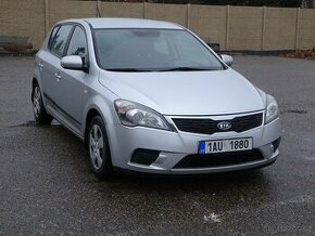 Kia Cee´d 1.4i r.v.2010 (80 kw) 1.Majitel Koupeno v ČR - 1