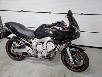 YAMAHA FAZER FZ6