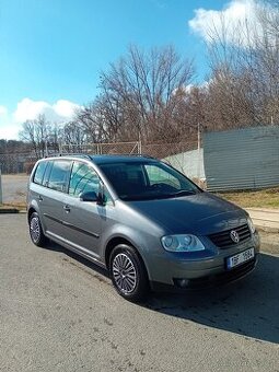 VW TOURAN 1.9TDi 77kW+6rychlostní+GARÁŽOVANÉ+