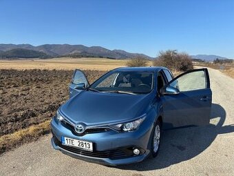 Toyota Auris hybrid, 1.8