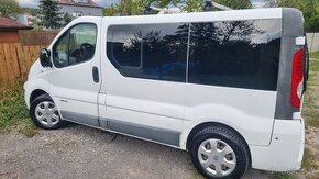 Renault Trafic, 6 míst, L1H1, CR, 84kW, 1.majitel, r.v. 2013