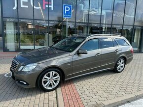 Mercedes-Benz Třídy E,  350 CGi 215kW Avangarde,Automat