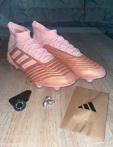 Kopačky Adidas Predator 18.1 SG Pink