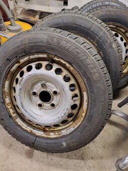 205/65 R16 C