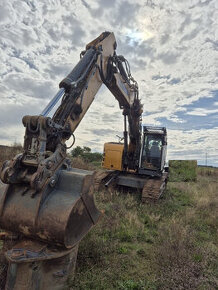 Pásové rýpadlo LIEBHERR R 924 COMPACT LITRONIC,ROK 2013