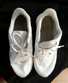 Bílé boty Nike vel..40