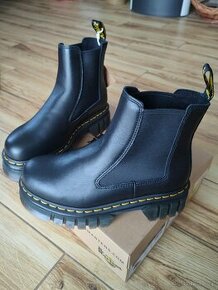 Chelsea Dr.Martens