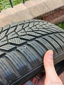 HANKOOK Winter icept evo3 235/40 R19 96V