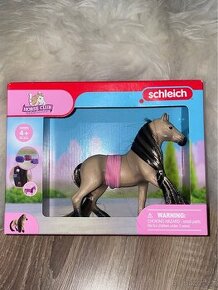 Schleich krásná klisna andaluska s vlasy pro česání