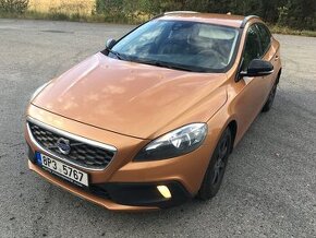 VOLVO / V40 CC hatchback / 1.6 D2