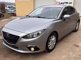 MAZDA 3 2.0i,88KW,KAMERA,RVM,VÝHŘEV,NAVI,PDC,TZ,ALU16,SERVIS