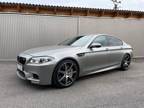 BMW M5 30 JAHRE EDITION