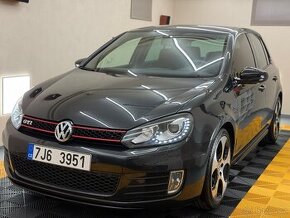 Volkswagen Golf 6 GTI - 2.0TSI - dynaudio, kamera, DCC