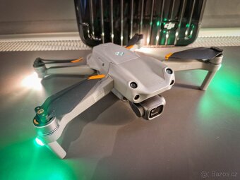 Dron DJI Mavic Air 2S Fly More Combo