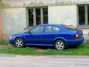 Škoda Octavia 1.6I 75KW POUZE NÁHRADNÍ DÍLY