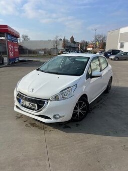 Prodam Peugeot 208 2014r najeto 45t km 1majitel      Skoda F