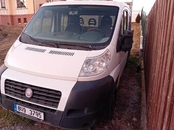 FIAT DUCATO-2,3JTD-15-88kw,valník,tažné,7 míst-STK 2026