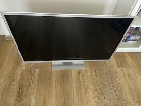 3D TV Panasonic Viera LED 42” + chromecast