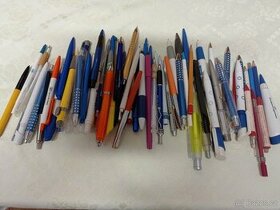 tužky a propisky