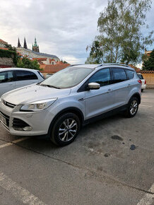 Ford Kuga Titanium 4x4 2.0 TDCi 180 k automat 2015 Prodám