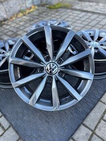 ORIGINÁL Alu Volkswagen NOVARA R16, 5x112 - TOP STAV