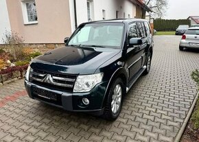 Mitsubishi Pajero 3,2DI-D serviska ,7 Míst 4x4 nafta