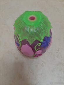 Otevírající domeček ve tvaru vajíčka pro Hatchimals