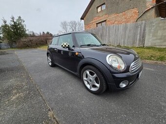 MINI ONE R56