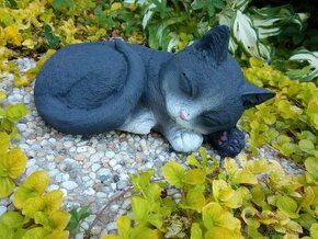Zahradní dekorace- Spící kotě - 1