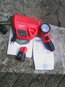 milwaukee M12 TLED - LED svetlo AKU 12voltu