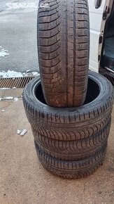 Prodám 4x zimní 225/45R19 Nokian