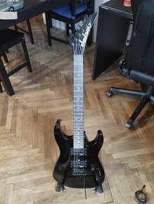 Elektrická Kytara Jackson JS12 Dinky AH Gloss Black