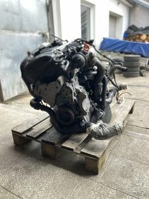 MOTOR 2.0 tdi