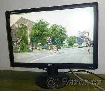 Širokoúhlý LCD monitor LG Flatron, 19 palců