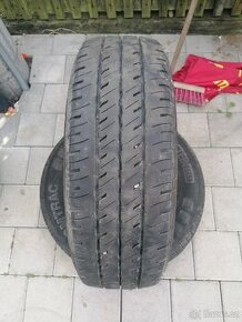 215/70R15 C 109/107R - 1