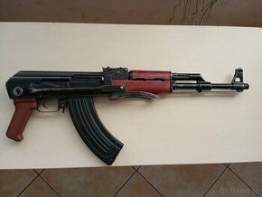 Puška samonabíjecí AK-47 - 1