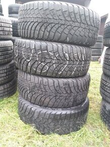 Prodam pneu KUMHO R19 245/45 - 1