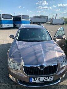 Skoda Superb combi 2010-2011